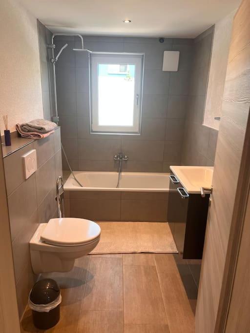 Traumhafte Ferienwohnung Altendorf  Exteriör bild